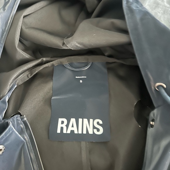 RAINS long rain jacket - Picture 2 of 3